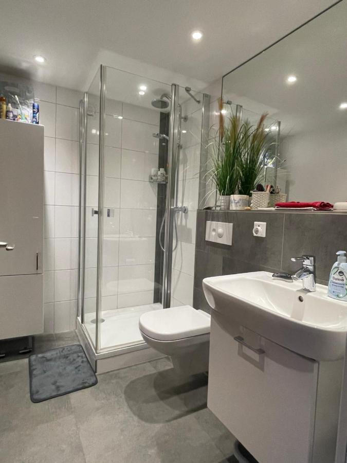 Habitat Himmelgeist Appartement Düsseldorf Buitenkant foto